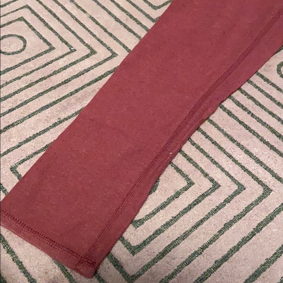 Lululemon Cranberry colored cropped leggings - Picture 3 of 4